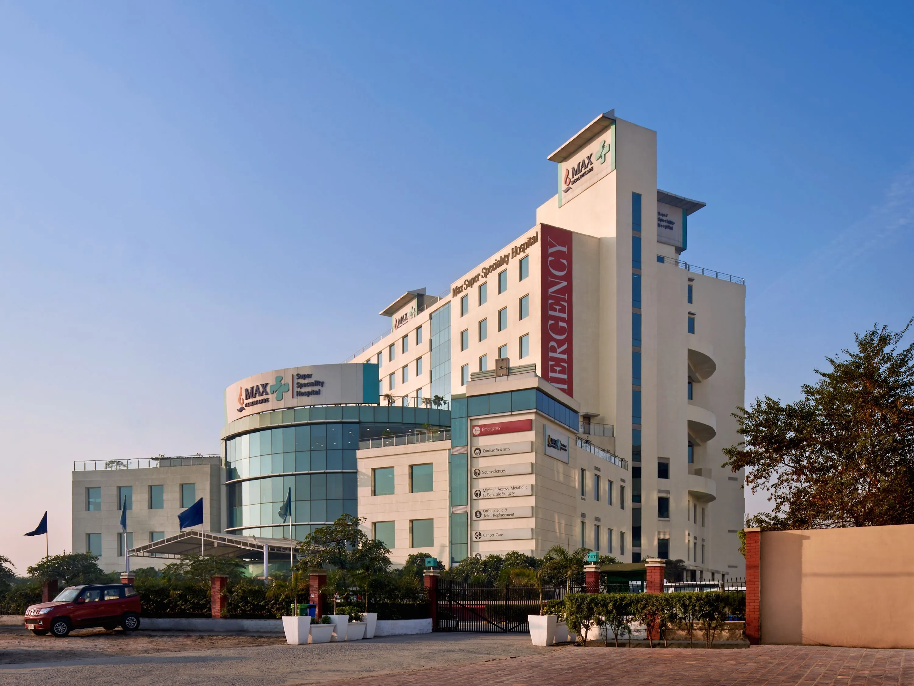Hospitals & Medical Super Specialties